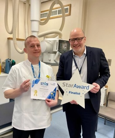 Star Award winner, Rad Humenczyk, receiving his award from Simon Morritt, Chief Executive.