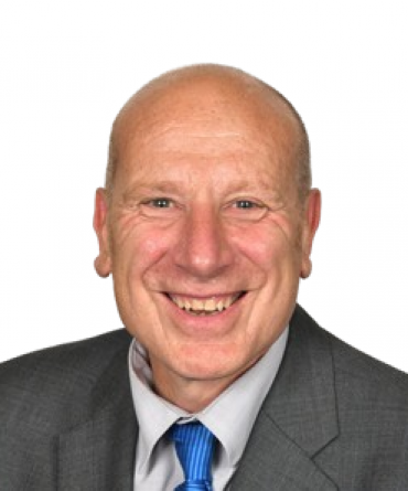 Headshot of Cllr Jonathan Bibb.